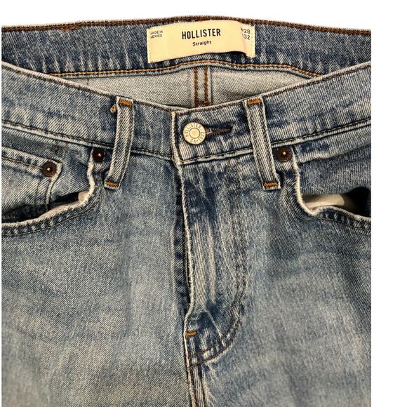 Men's Hollister Original Denim, Straight - Size 28 x 32, EUC - Picture 3 of 4